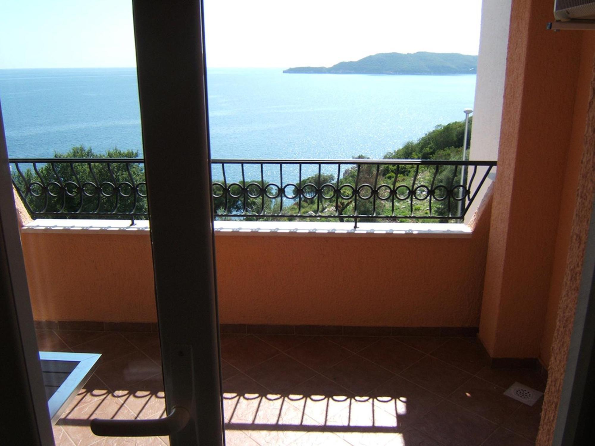 Villa Sara Guesthouse Sveti Stefan Zimmer foto