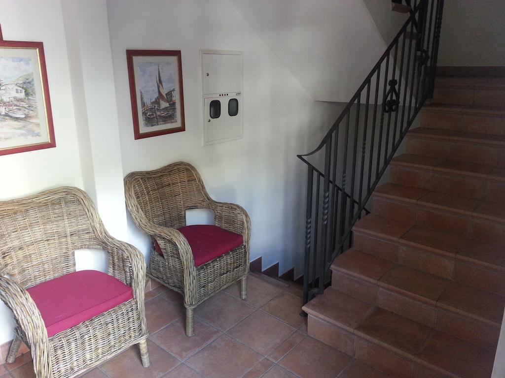 Villa Sara Guesthouse Sveti Stefan Exterior foto