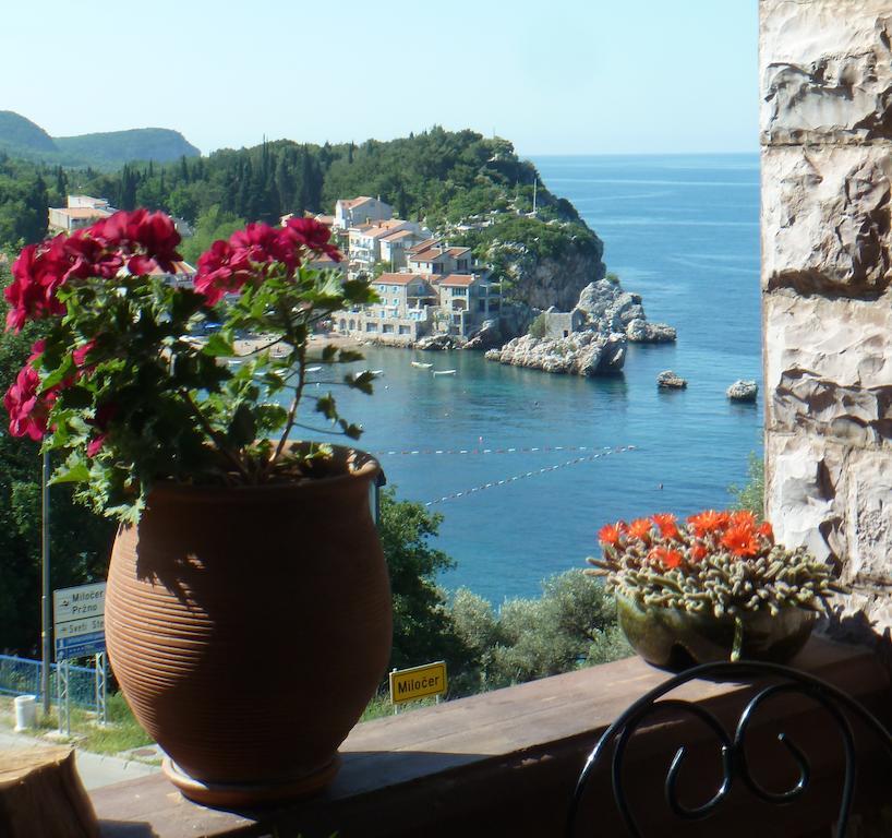 Villa Sara Guesthouse Sveti Stefan Exterior foto